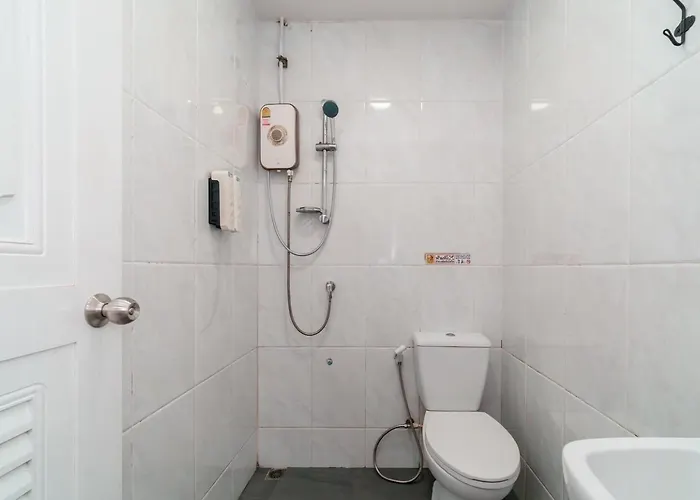 Nawin Donmueang Hotel