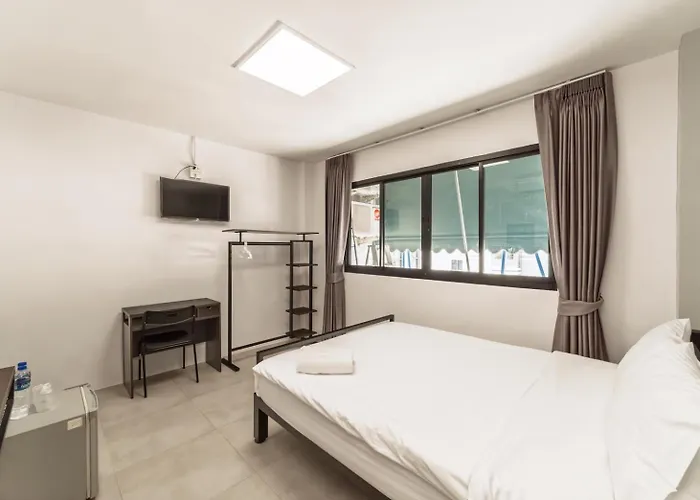 Nawin Donmueang Hotel 3*